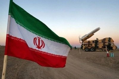 Zionists' confession of Iran's high strategic power