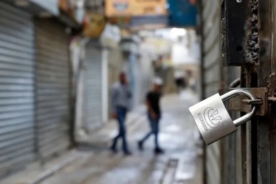 دعوات لإضراب شامل ونفير عام بالضفة تنديدا بمجزرة مخيم "نور شمس"