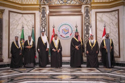 الملف السوري وتعدد المواقف عند مجلس التعاون لدول الخليج الفارسي