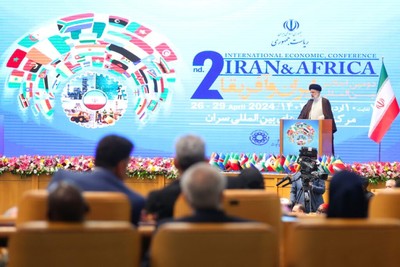 آية الله رئيسي: إيران ودول إفريقيا عازمتان على تعزیز العلاقات