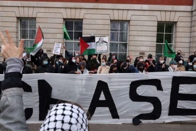 طلاب في بريطانيا ينضمون إلى حراك الجامعات الأمريكية