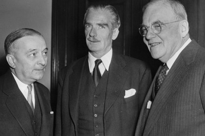America's Offer to France to Destroy Vietnam with an Atomic Bomb