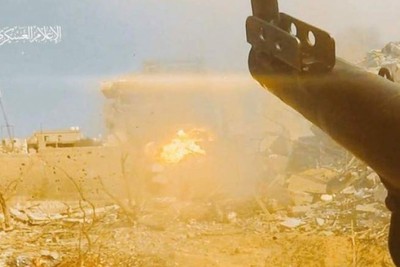 المقاومة الفلسطينية تدمر آليات لجيش الاحتلال في رفح وغزة