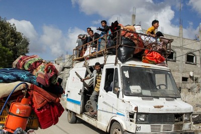 Israel escalates violence - 450,000 Palestinians flee Rafah