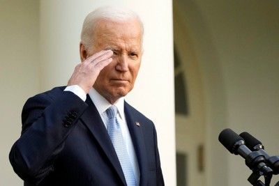 Рейтинг одобрения Байдена пробил очередное дно