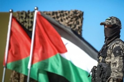 بحماية من قوات الاحتلال... عشرات المستوطنين يقتحمون المسجد الأقصى