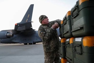 The trip of the Zionist delegation to America to conclude an arms deal