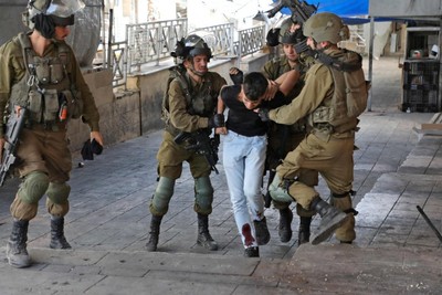الاحتلال يعتقل 8935 فلسطينيا بالضفة منذ 7 أكتوبر