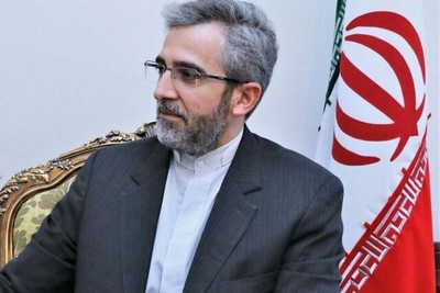 باقری کنی: جانیان اشغالگر باید زنجیر شوند