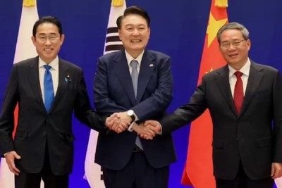 Will the US Allow Japan and South Korea to Improve Relations with China?