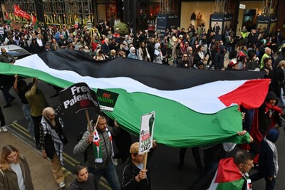 مظاهرات تضامنية مع فلسطين في عدة ولايات أميركية