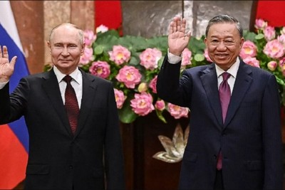 Putin Prioritizes Strengthening Strategic Relations with Vietnam During Asian Tour