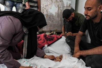 شهداء وجرحى في مجازر جديدة ارتكبها الاحتلال الإسرائيلي في دير البلح وغزة ورفح