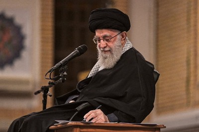السيد خامنئي: الجولة الثانية من الانتخابات مهمة جداً.. ونأمل أن تكون حماسيّة ومشرّفة
