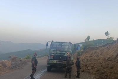 حمله به کاروان ارتش هندوستان در کشمیر با ۵ کشته