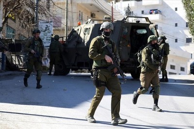 شهيدان برصاص قوات الاحتلال في الخليل واعتقال 3 فلسطينيين