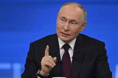 Putin Issues Warning to US Over Missile Deployment in Germany