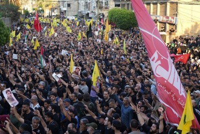 بمشاركة شعبية مهيبة.. الضاحية الجنوبية لبيروت تشيّع الشهيد القائد فؤاد شكر