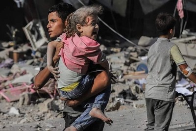 Over 100 Killed in Gaza Airstrike on Refugee School During Morning Prayers