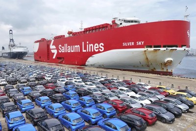 China auto sales fall in July, while exports jump about 20% as automakers expand across the globe