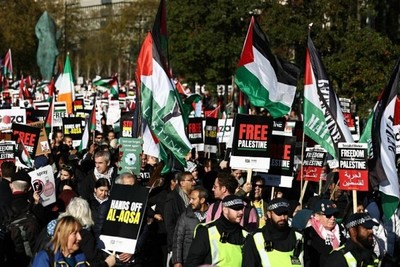 Global Protests Erupt in Response to Al-Tabeen School Massacre in Gaza