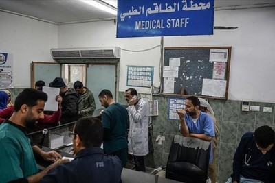 الحرب في ظل الحرب