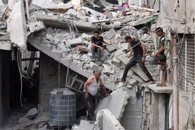 20 شهيداً وعشرات الجرحى خلال 24 ساعة في قطاع غزة