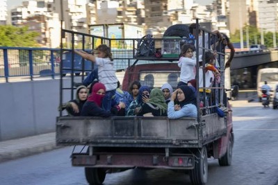 Al-Watan: около пяти тысяч беженцев прибыли из Ливана в Сирию