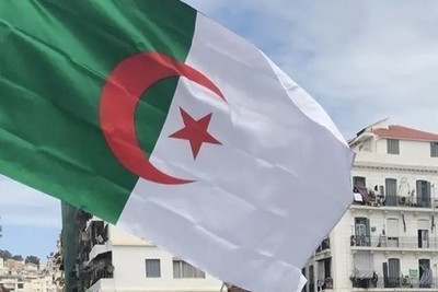 الجزائر تعبر عن تضامنها مع لبنان في وجه العدوان الإسرائيلي "الشنيع"