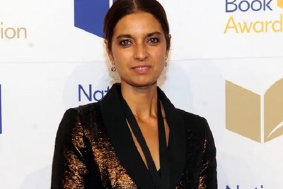 Because of the Palestinian keffiyeh...a famous writer turned down an American award