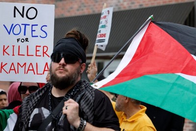 Harris meets Arab American leaders in Michigan among tensions over US-Israel policy.