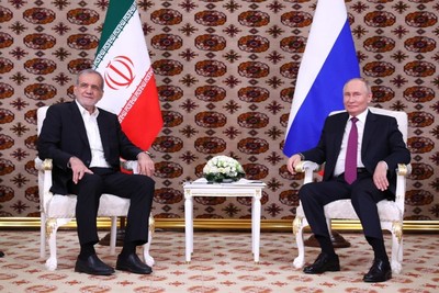 Президент Ирана: надеемся, что с помощью России мы сможем противостоять гегемонизму США