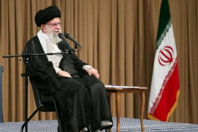 قائد الثورة: الحرب اليوم مركّبة.. وعلينا التصدي لها