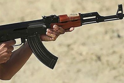 10 شهداء جراء هجوم مسلح على دورية للشرطة الإيرانية شرق البلاد