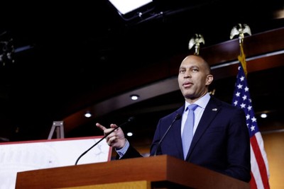 Key House seats fall to Republicans, but Democrats maintain they can still win a majority.