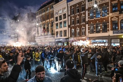 'Our Country is Not a Colony!' Dutch Young Stand Against Zionist Provocation