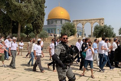 مستوطنون يقتحمون المسجد الأقصى ويؤدون طقوسًا تلمودية