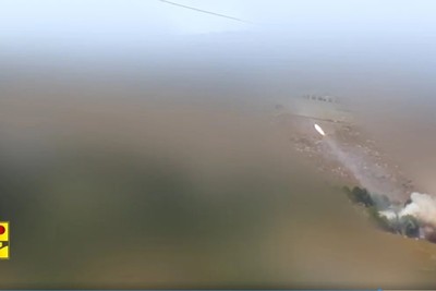 بالصواريخ والمسيرات.. حزب الله يهاجم قاعدة "ستيلا ماريس" البحرية ومقر "الشييطت 13" في حيفا