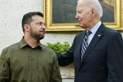 بايدن يسمح لأوكرانيا استخدام صواريخ بعيدة المدى لضرب روسيا