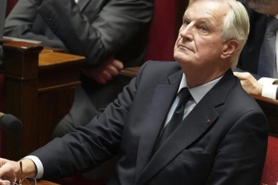 France: from tensions to political crisis