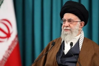 Imam Khamenei: Palestinian resistance forced Israel to retreat