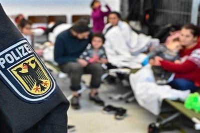 أزمة اللاجئين والانقسام السياسي في ألمانيا