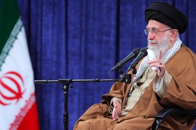 Imam Khamenei: The JCPOA experience shows that negotiations with the US will not solve any problems