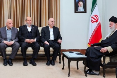 Imam Khamenei meeting with Hamas leadership council