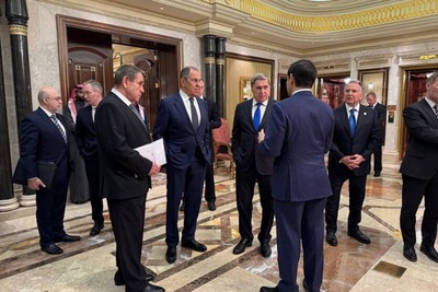 Russia and the USA are cautiously sniffing each other out