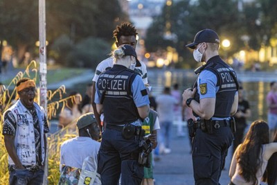 More and more random police checks