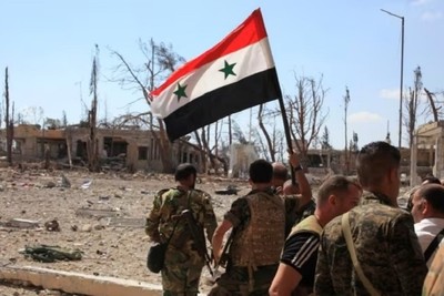 Youth in southern Syria take up arms against the Zionist regime