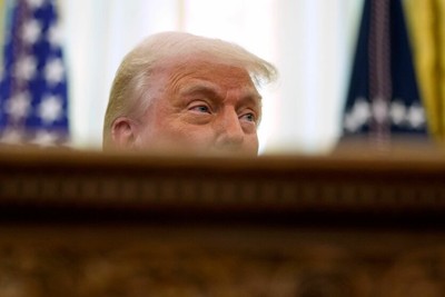 The Guardian: Trump only pretends to be a tyrant but is a weak person