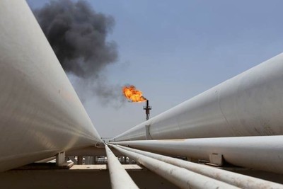 ظلال سوداء تخفي أسرار إمدادات الطاقة للنظام الصهيوني