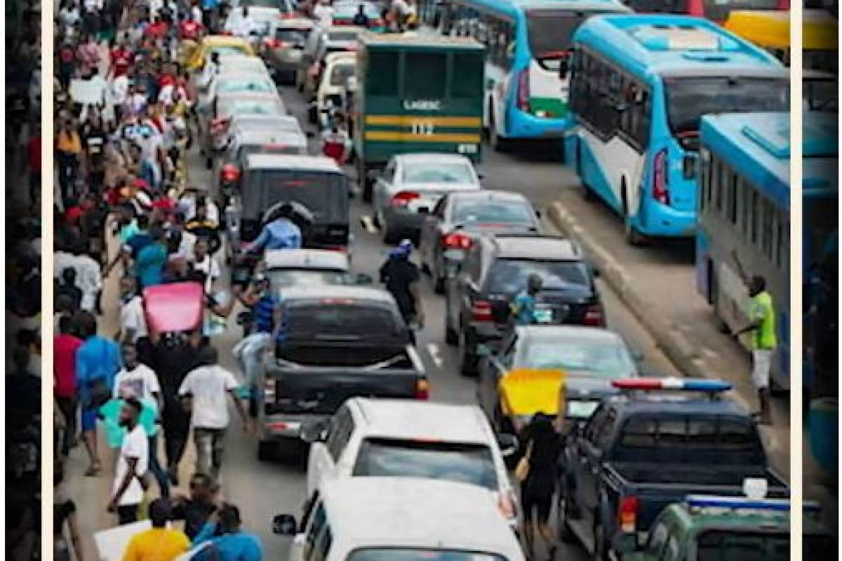 Nigeria’s Real Crime: Ditching the Dollar